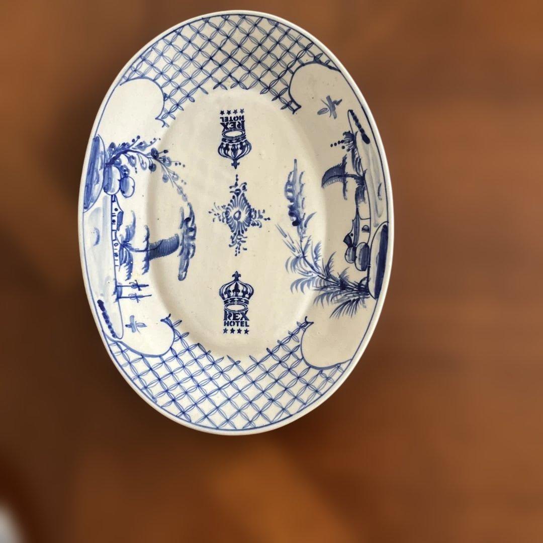 ベトナム　レックスホテルにの オーバル型陶器　皿2枚