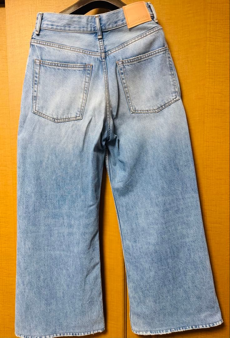 Acne Studios ライトブルー ワイドデニム
