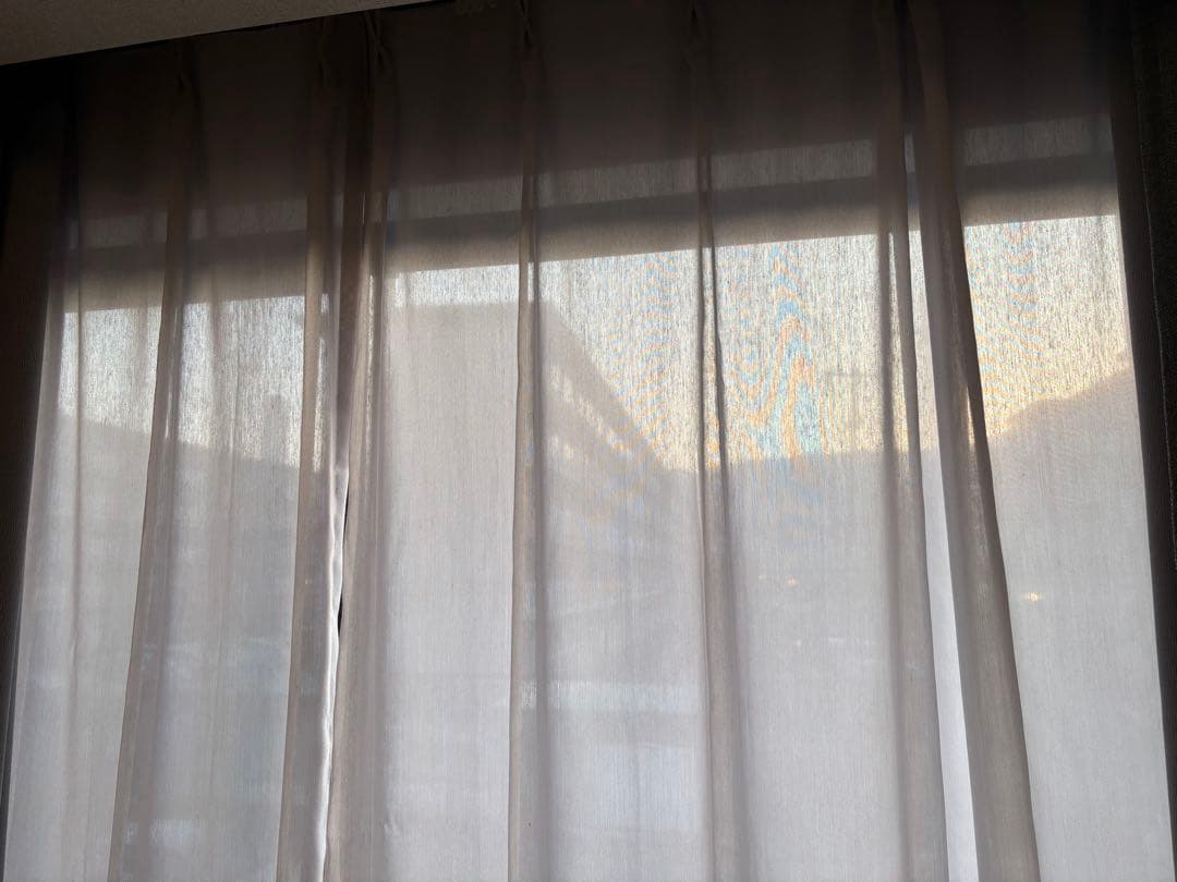 グレーの透け感カーテン 標準サイズ