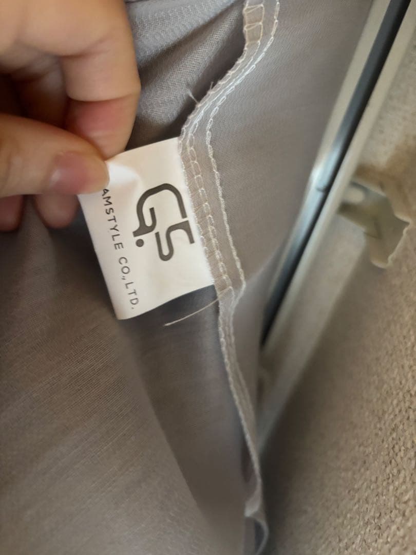 グレーの透け感カーテン 標準サイズ