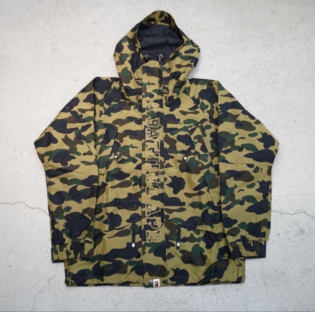 アベイシングエイプ　スノボJK ゴアテックス　BAPE カモ サイズM
