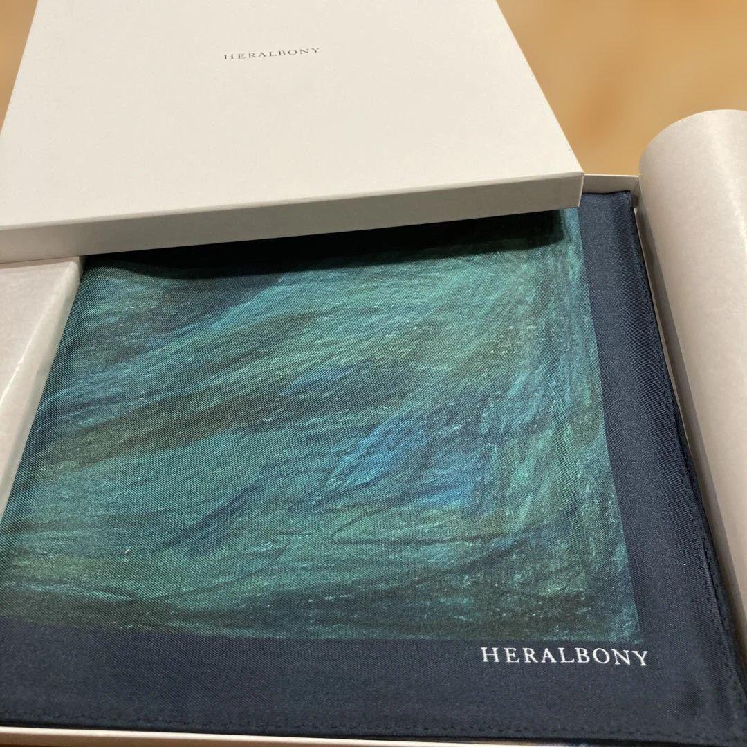 ヘラルボニー　スカーフ
