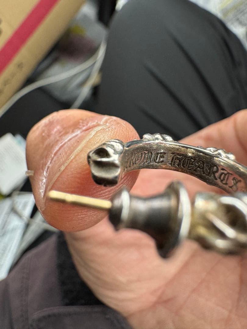 クロムハーツCHクロスフープイヤリング（ピアス）