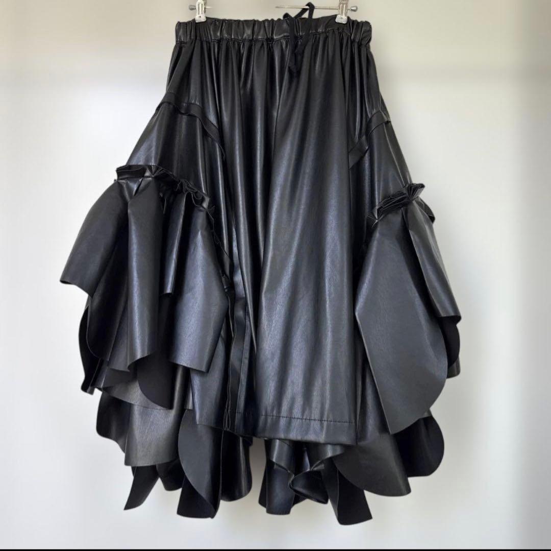 コムデギャルソン　フェイクレザースカート