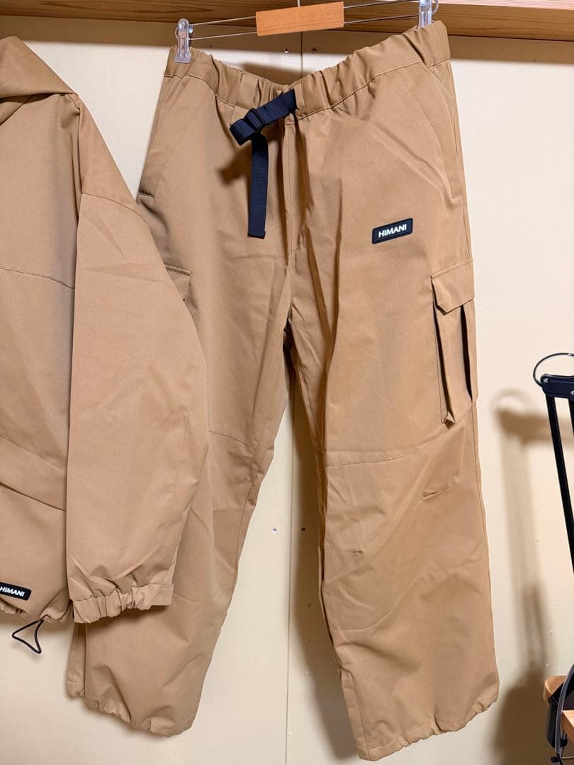HIMANI マウンテンジャケット　カーゴパンツ