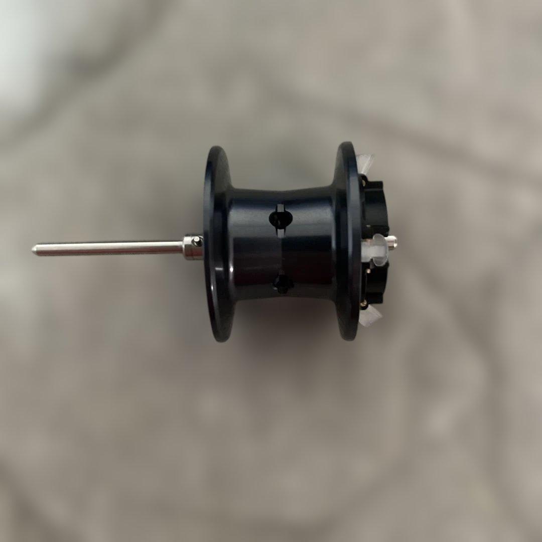 CALCUTTA CONQUEST 31HG 換えスプール付き