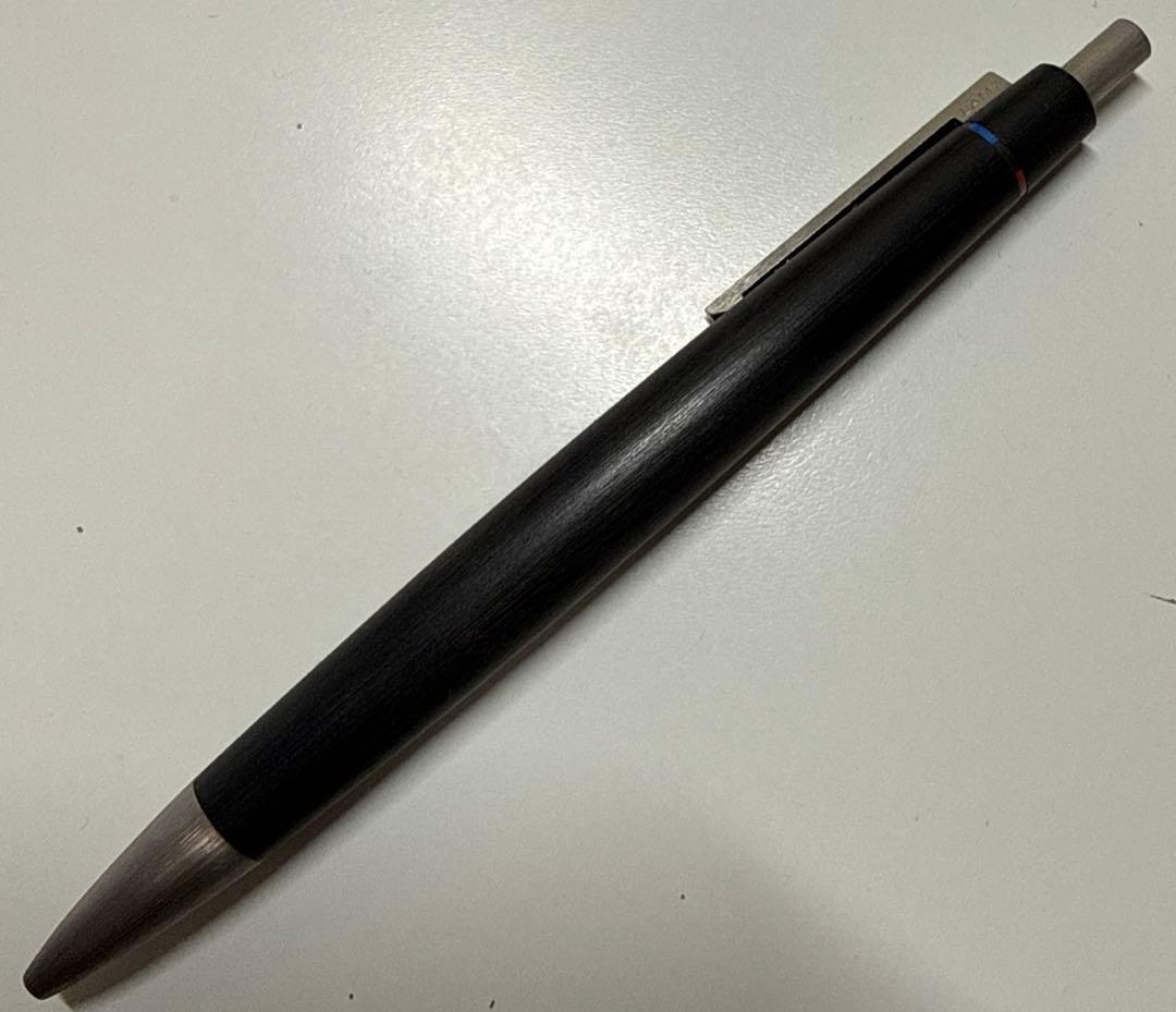 美品　LAMY 2000 4色ボールペン②