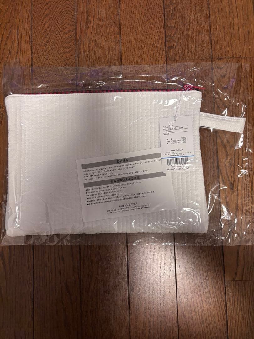 ファミリア　familiar ピオヌンナル　ポーチ　NOTE