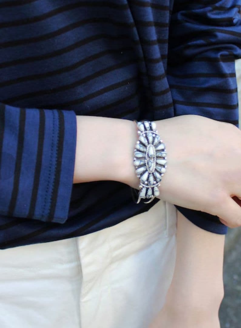 naomiHarpoズニ族バングルとリング2点希少ホワイトターコイズ