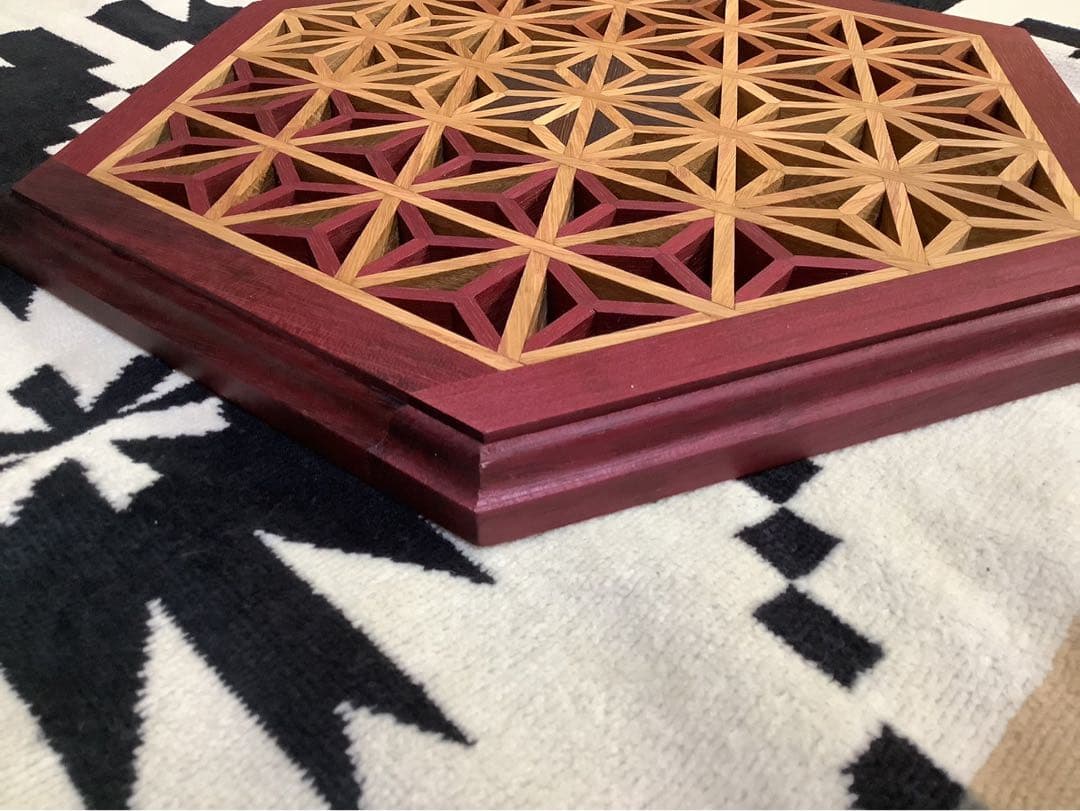 三脚テーブル天板　組子細工ヘキサゴン113