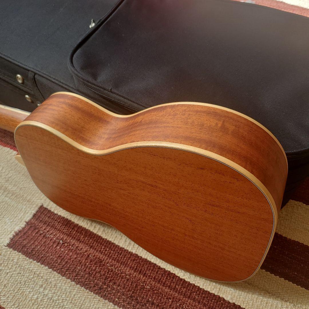 Larrivee テナーウクレレ UT-40MM ラリビー