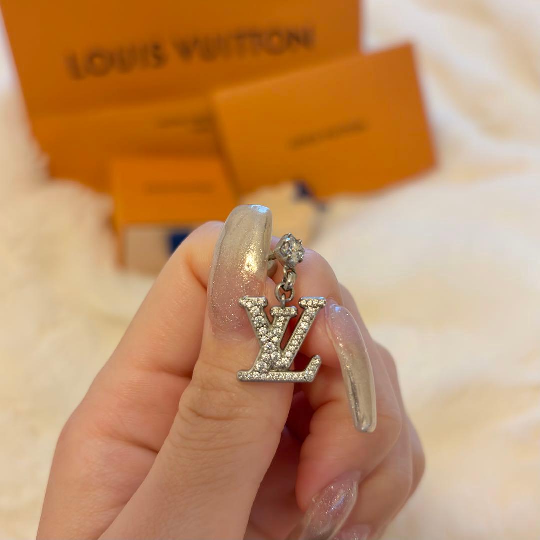 【正規品】ルイヴィトン ピアス レディ LV シルバー M02513