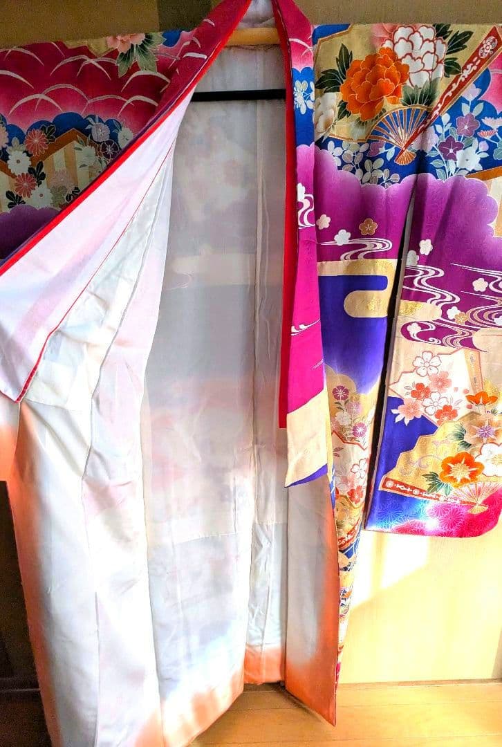 着物　振袖　和装　金箔　成人式　結婚式　晴れ着
