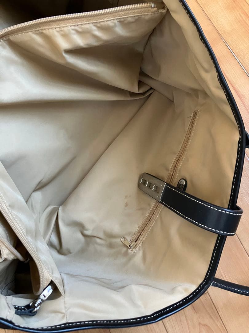 貴重・販売終了間近‼️ LA BAGAGERIEトートバッグ(Lsize)迷彩