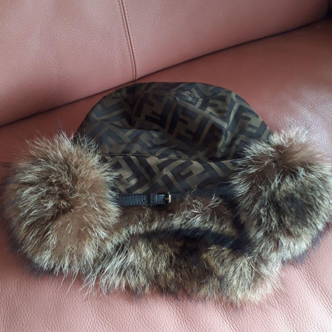 フェンディ ズッカモノグラム フォックスファー 帽子 激レア