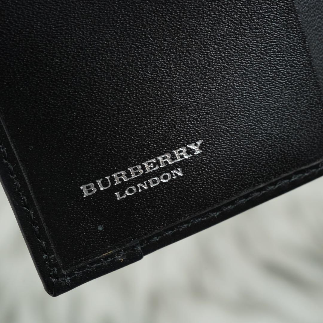 ほぼ未使用品　BURBERRY LONDON 折り財布　ノバチェック　がま口財布