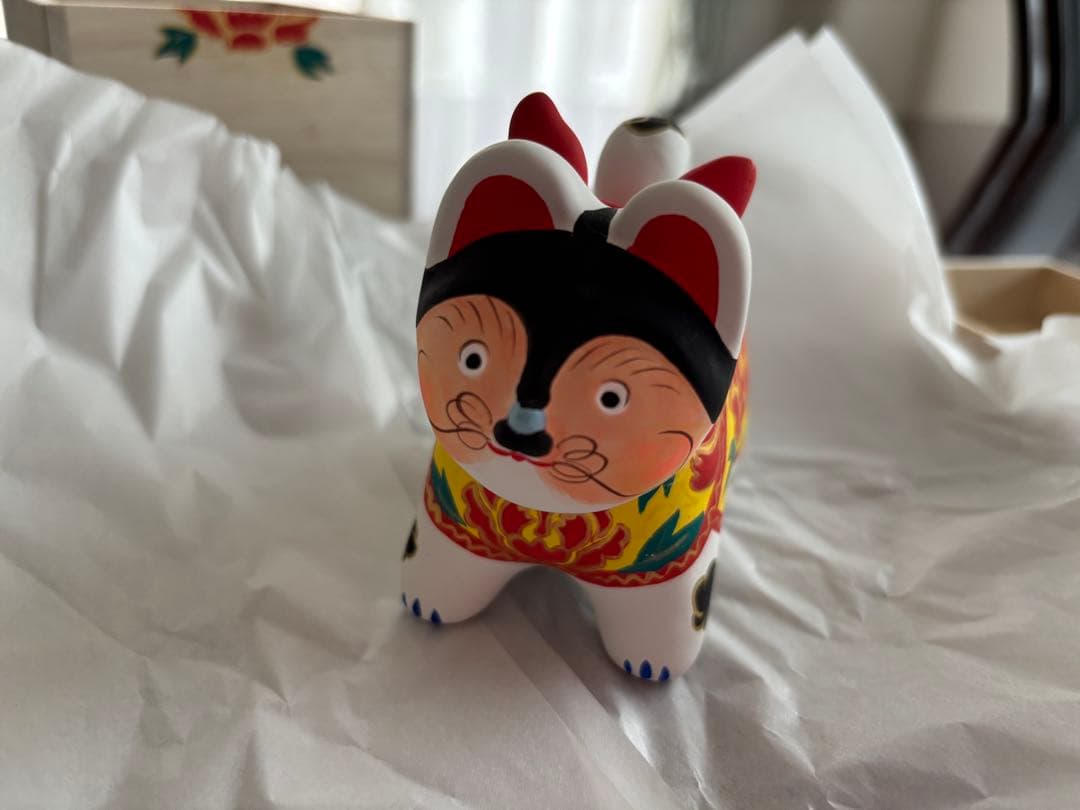 前田ビバリー 作　犬張子（牡丹文）　令和七年 夏作　桐箱・説明書付き