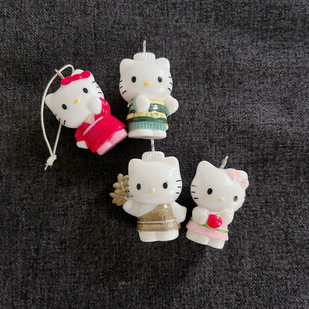 ハローキティ　ストラップ　キーホルダー　コレクターズマスコット　23個まとめ売り