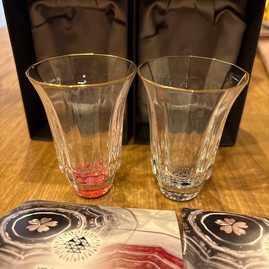 螺鈿グラス【金杯（万華鏡）】ペア 石垣（貝入）黒・朱 高岡漆器