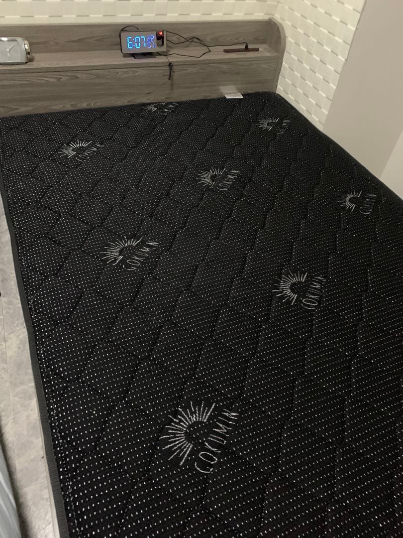 ベットフレームセミダブル(美品)