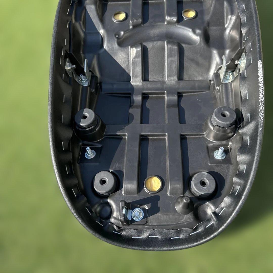 z900rs純正ハイシート