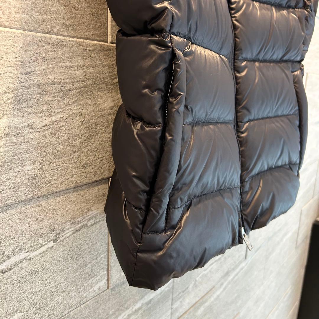 美品✨PRADA ダウン 三角ロゴプレート ダブルジップ 42 ブラック