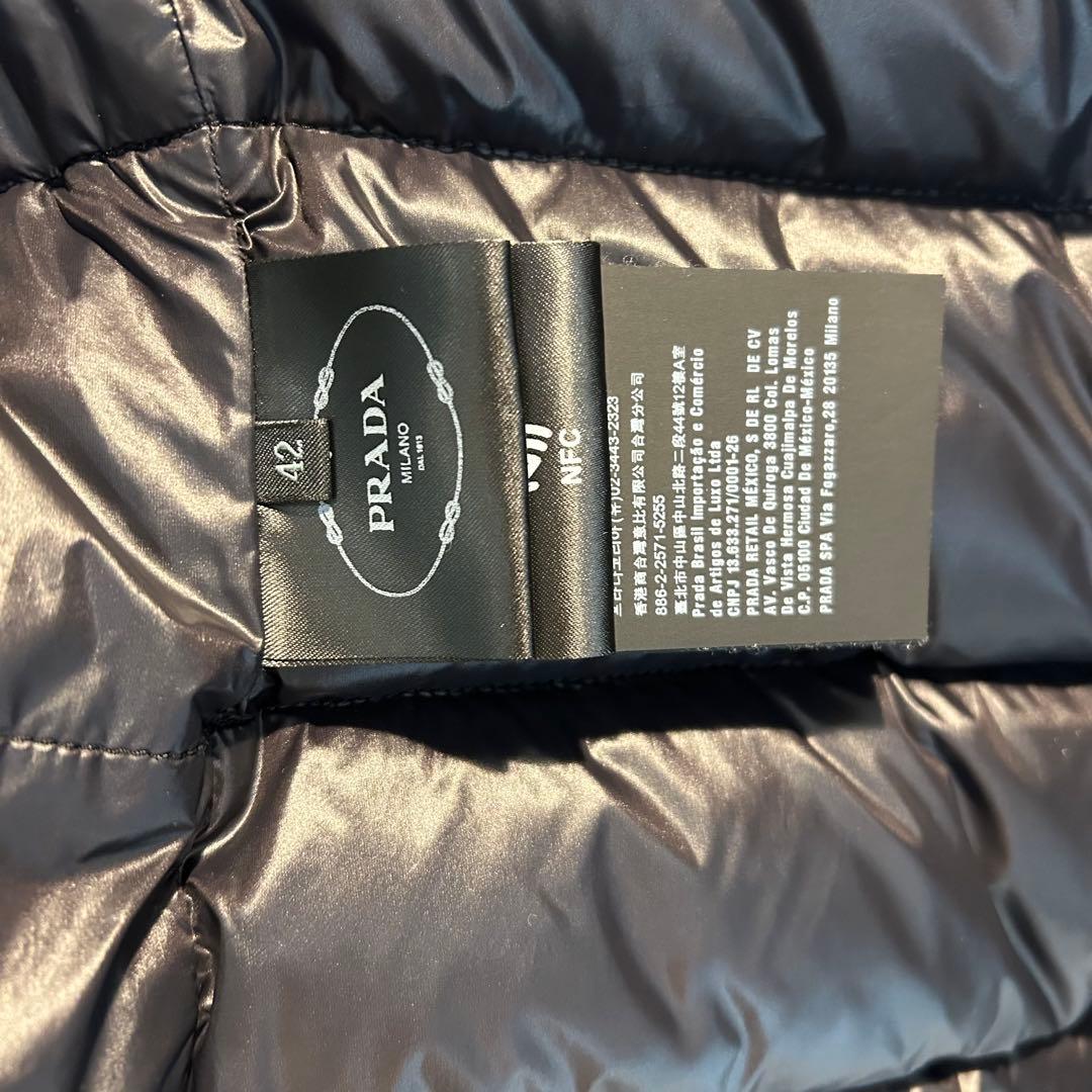 美品✨PRADA ダウン 三角ロゴプレート ダブルジップ 42 ブラック