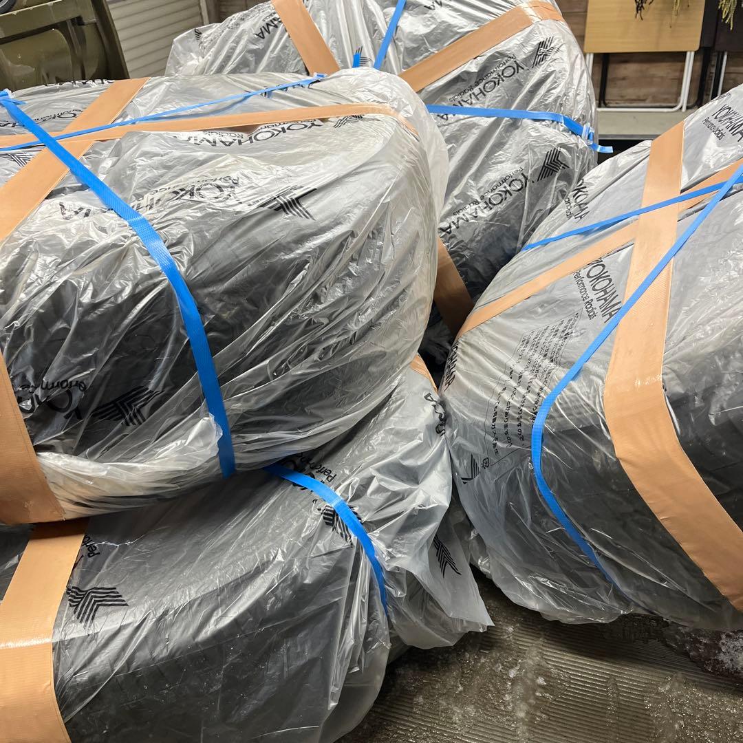 ふぐ　265/60R18 ハイラックス純正タイヤ　1本