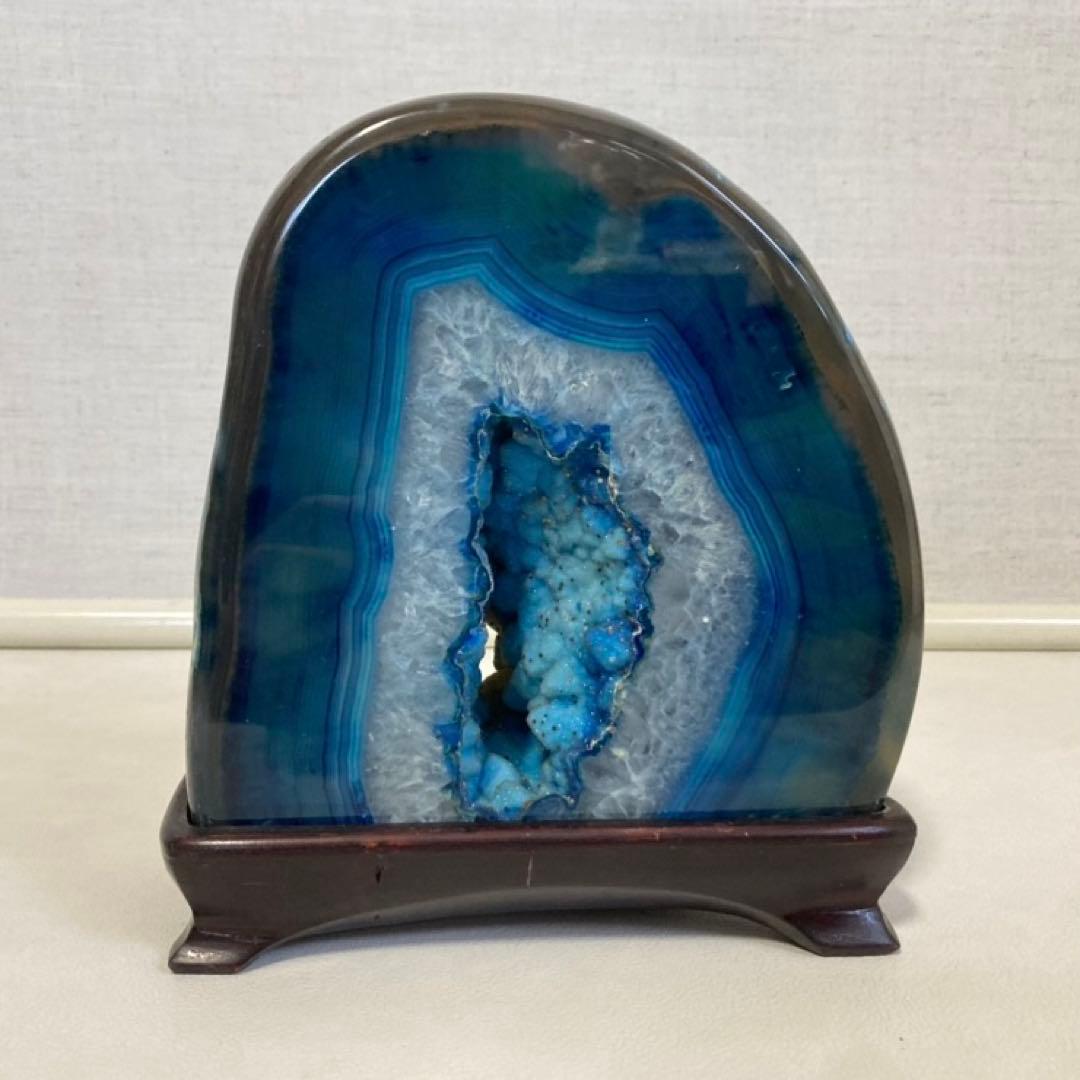 瑪瑙 メノウ 鑑賞石 飾り石 置物 オブジェ 木製 台座付き 青 ブルー レトロ