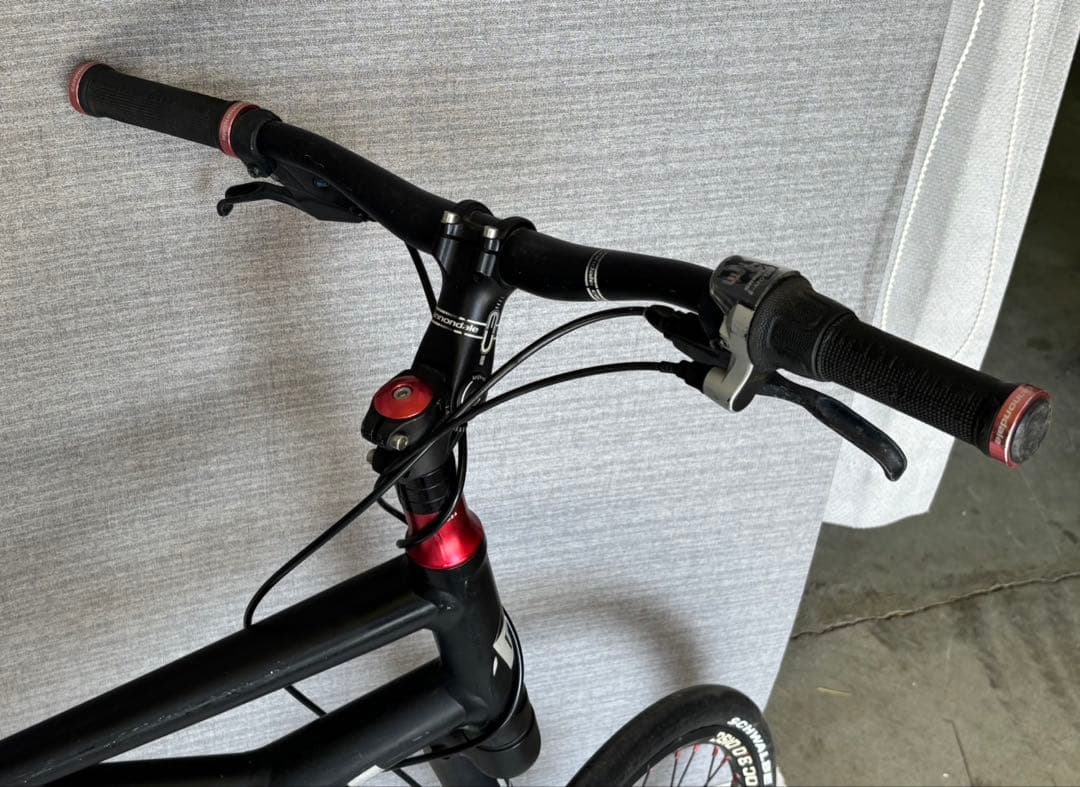 ★キャノンデール フーリガンⅢ 自転車 ミニベロ 20インチ