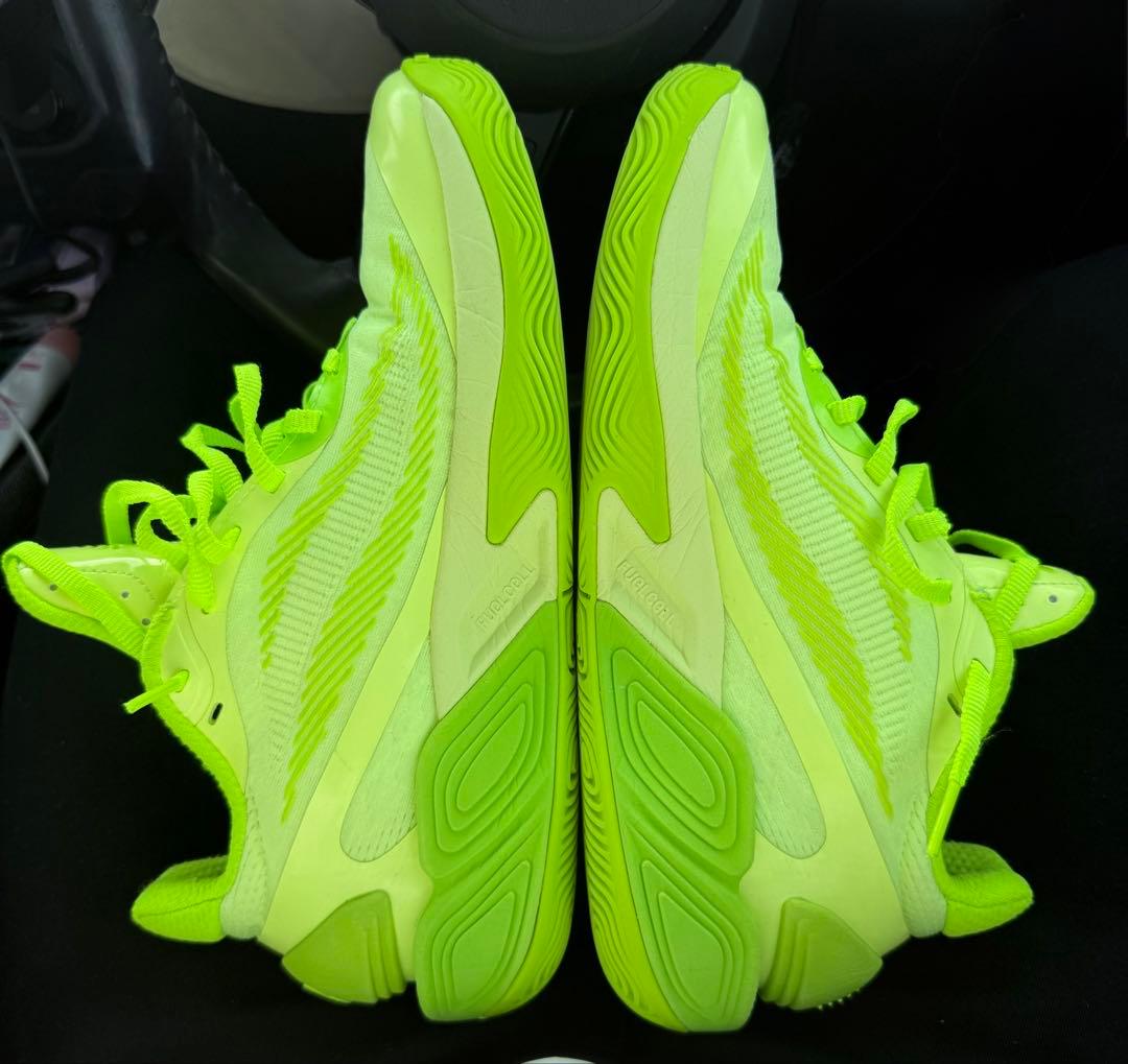 New Balance TWO WXY v5（バスケットボールシューズ ）