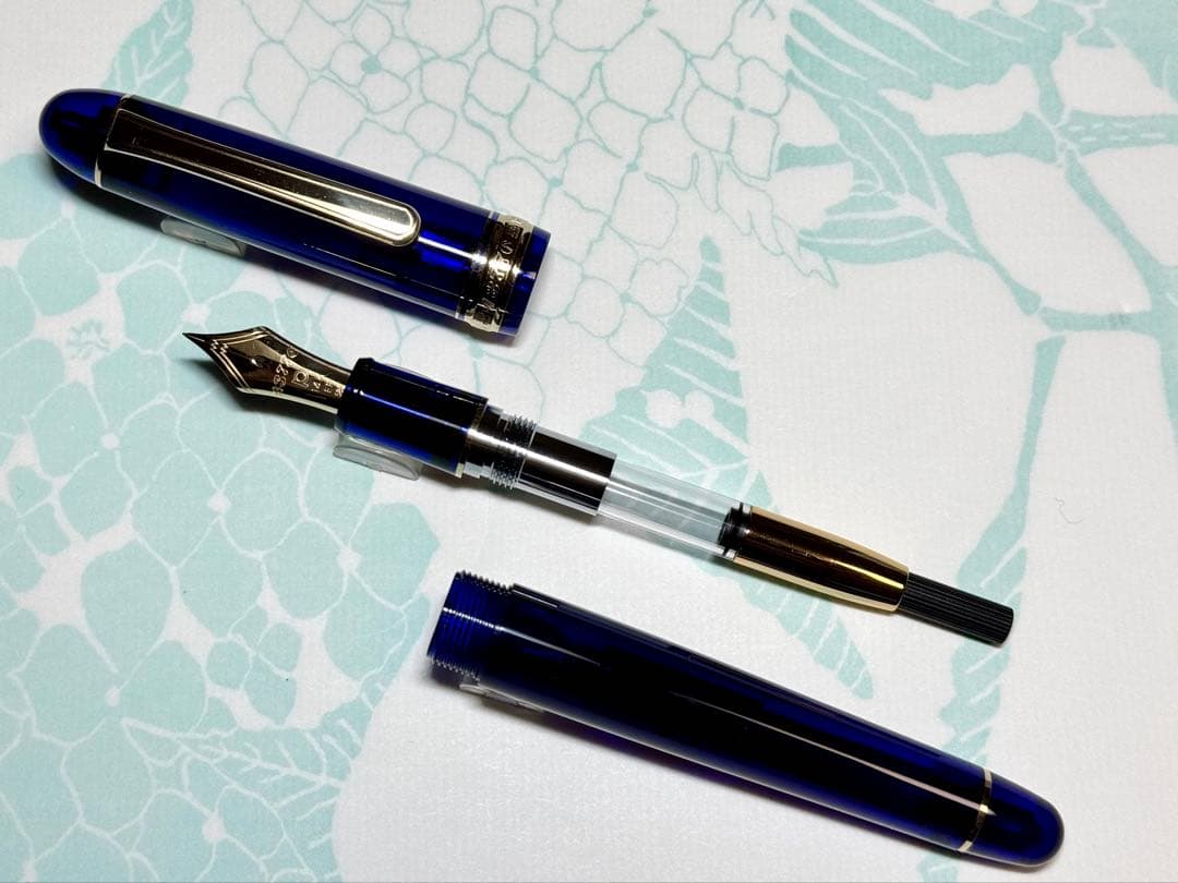 【美品】 プラチナ万年筆 #3776センチュリー 極細 EF シャルトルブルー軸