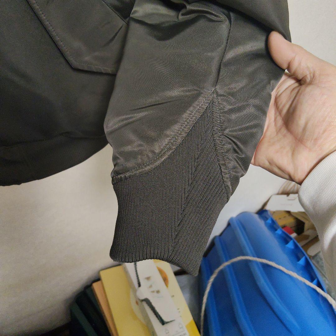 浅*一様 ユニクロ　＋J ハイブリッドダウン　オーバーサイズMA-1 フライトジ