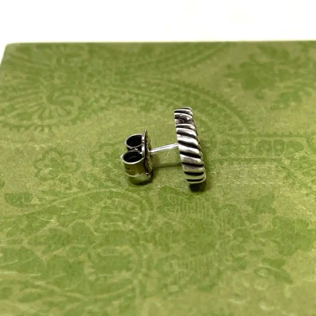 【極美品】グッチ　マーモントGG ツイストピアス片耳　アラベスク　925