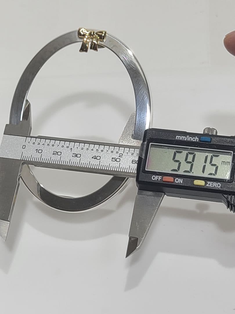 ティファニー　フォトスタンド　オーバル　リボン　925