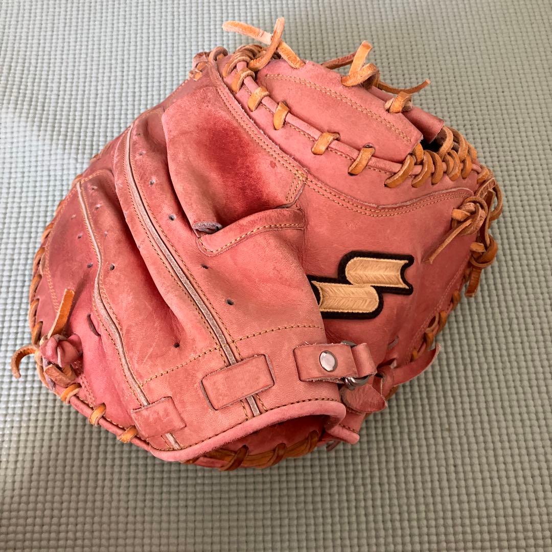 硬式野球キャッチャーミット 赤　 修理して欲しい場合は➕1000円