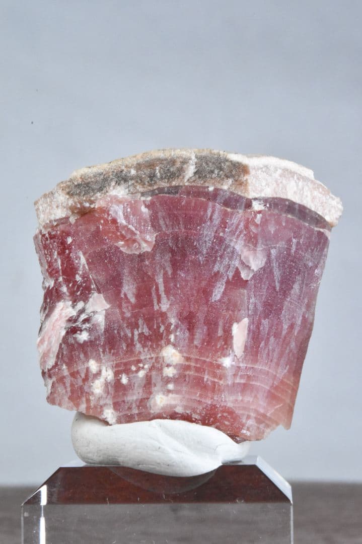 北海道稲倉石鉱山産 菱マンガン鉱 未研磨01