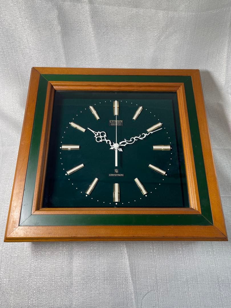 CITIZEN 掛時計 緑 正方形 約35cm 動きます　貴重　レア　昭和レトロ