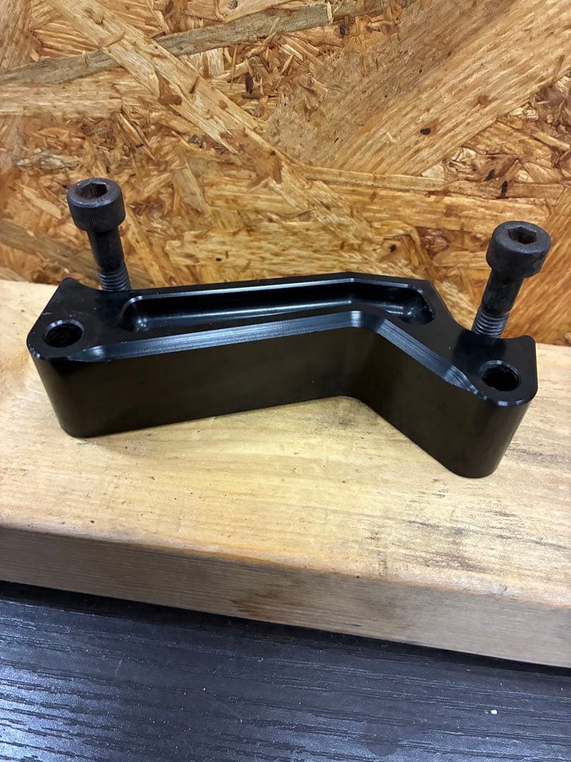 WR250R用　WR250Xホイール取り付けキャリパーサポート　moto禅製