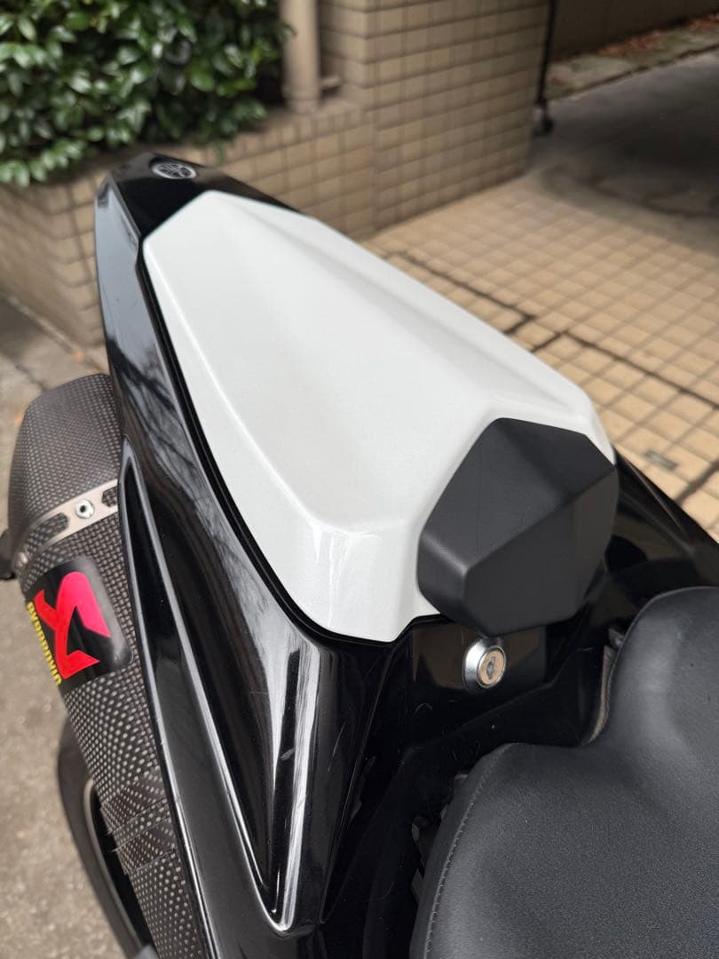 シングルシートカウル　ヨーロッパヤマハ純正アクセサリー　YZF-R1