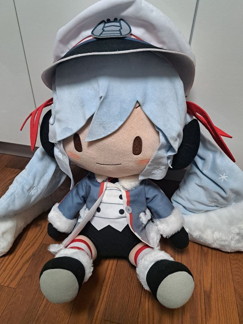 初音ミクシリーズ 雪ミク2022 どでかジャンボふわふわぬいぐるみ 中古品