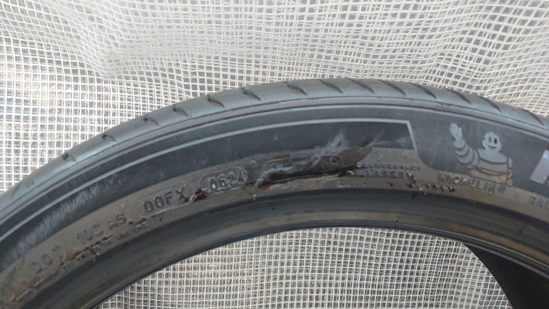 235/45/21ミシュラン 4本セット