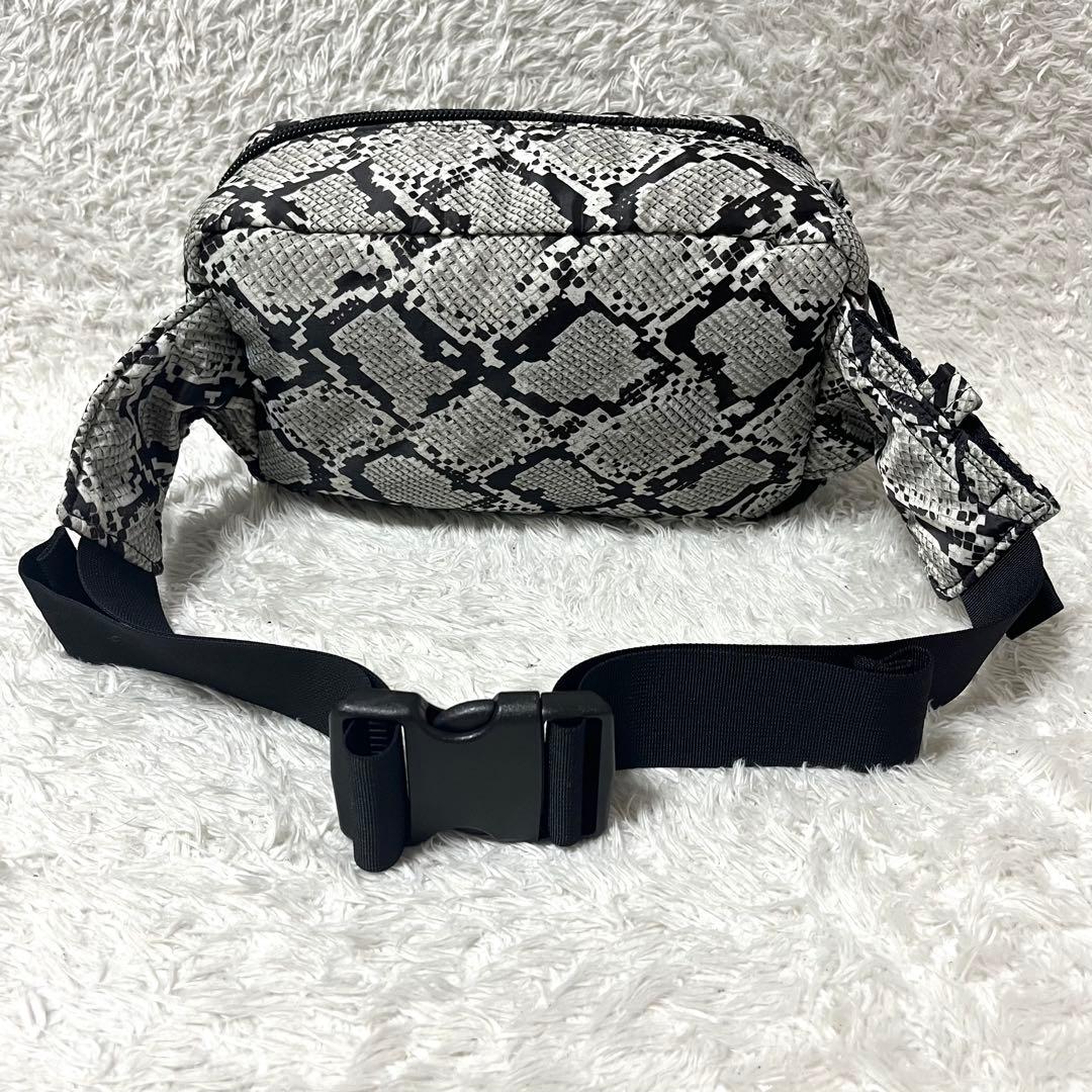 ✨美品✨廃盤品 HEAD PORTER ボディバッグ パイソン柄 ヘビ