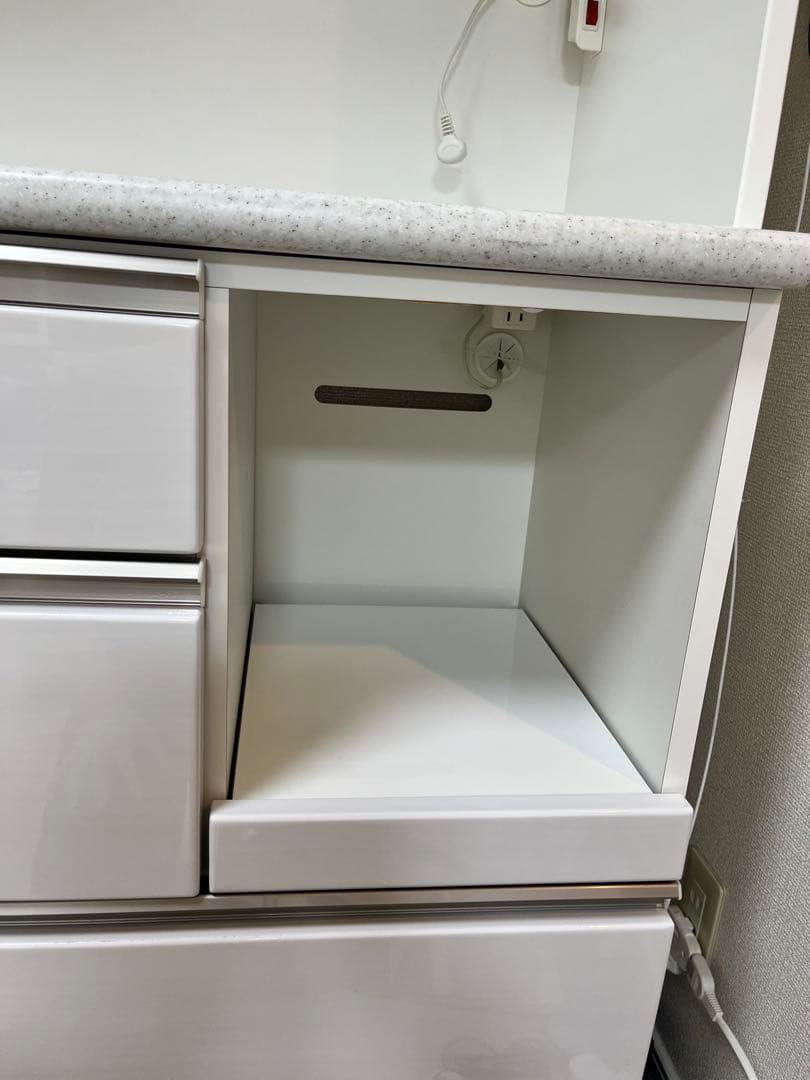 ニトリ　キッチンボード　食器棚　幅120