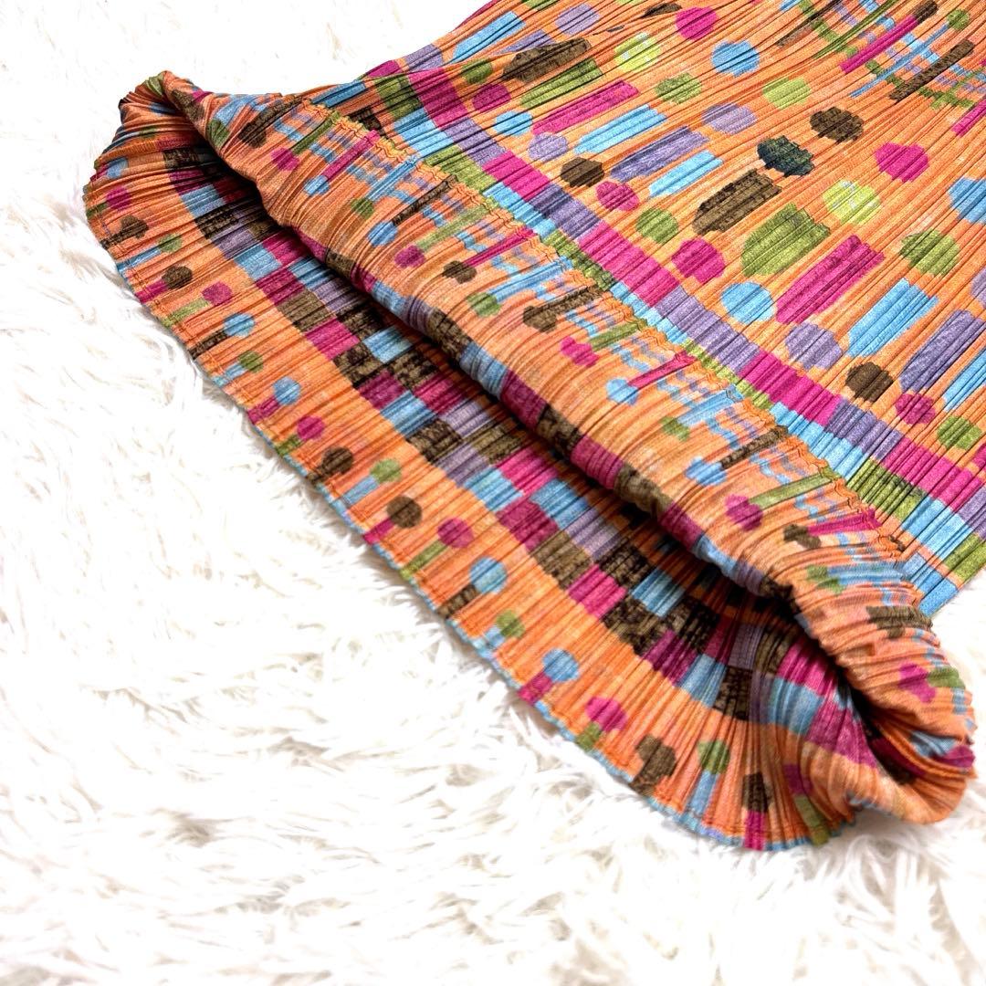 イッセイミヤケ　プリーツプリーズ　半袖　カットソー　マルチカラー　総柄　図形柄