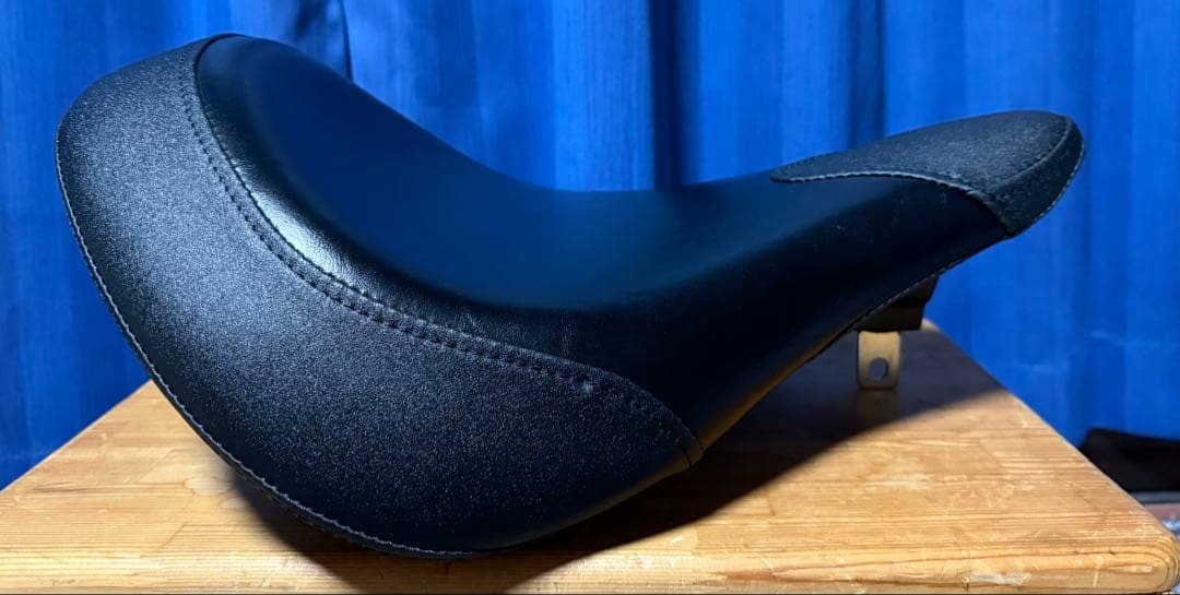 美品 ほぼ未使用 YAMAHA ヤマハ BOLT ボルト 純正 シート