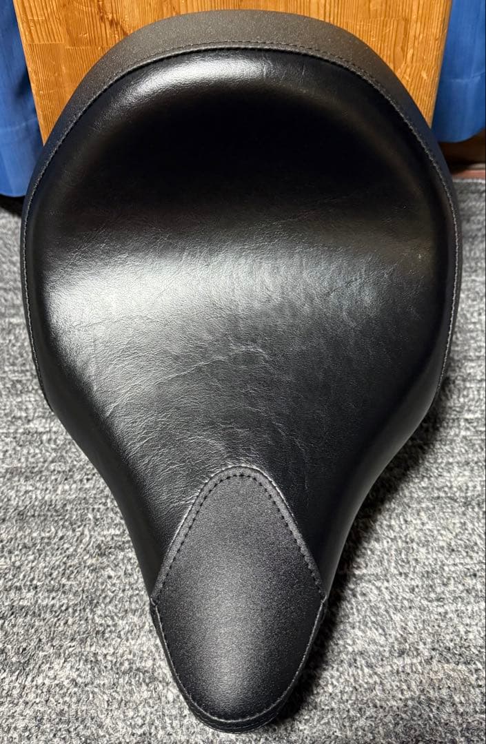 美品 ほぼ未使用 YAMAHA ヤマハ BOLT ボルト 純正 シート