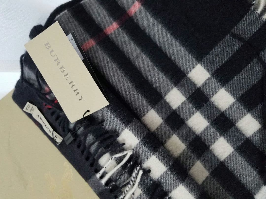 新品未使用タグ付 バーバリーカシミアマフラー ユニセックス クラシック美品