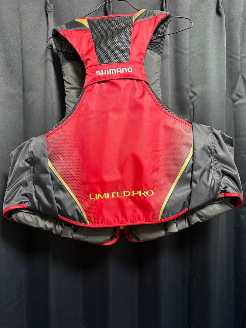 ワンちゃん未使用SHIMANO フローティングベストVF-113U シマノ