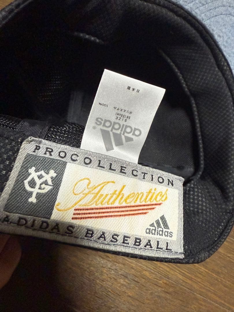 NPB 読売ジャイアンツ　巨人キャップ adidas